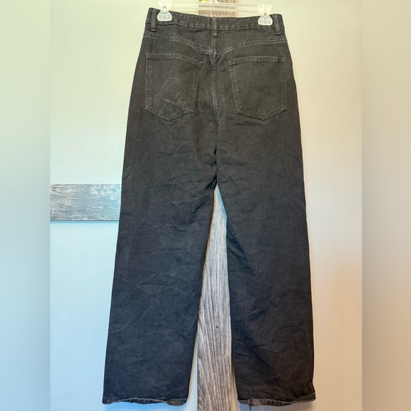 Women’s black, baggy jeans a with skulls. - Picture 2 of 3